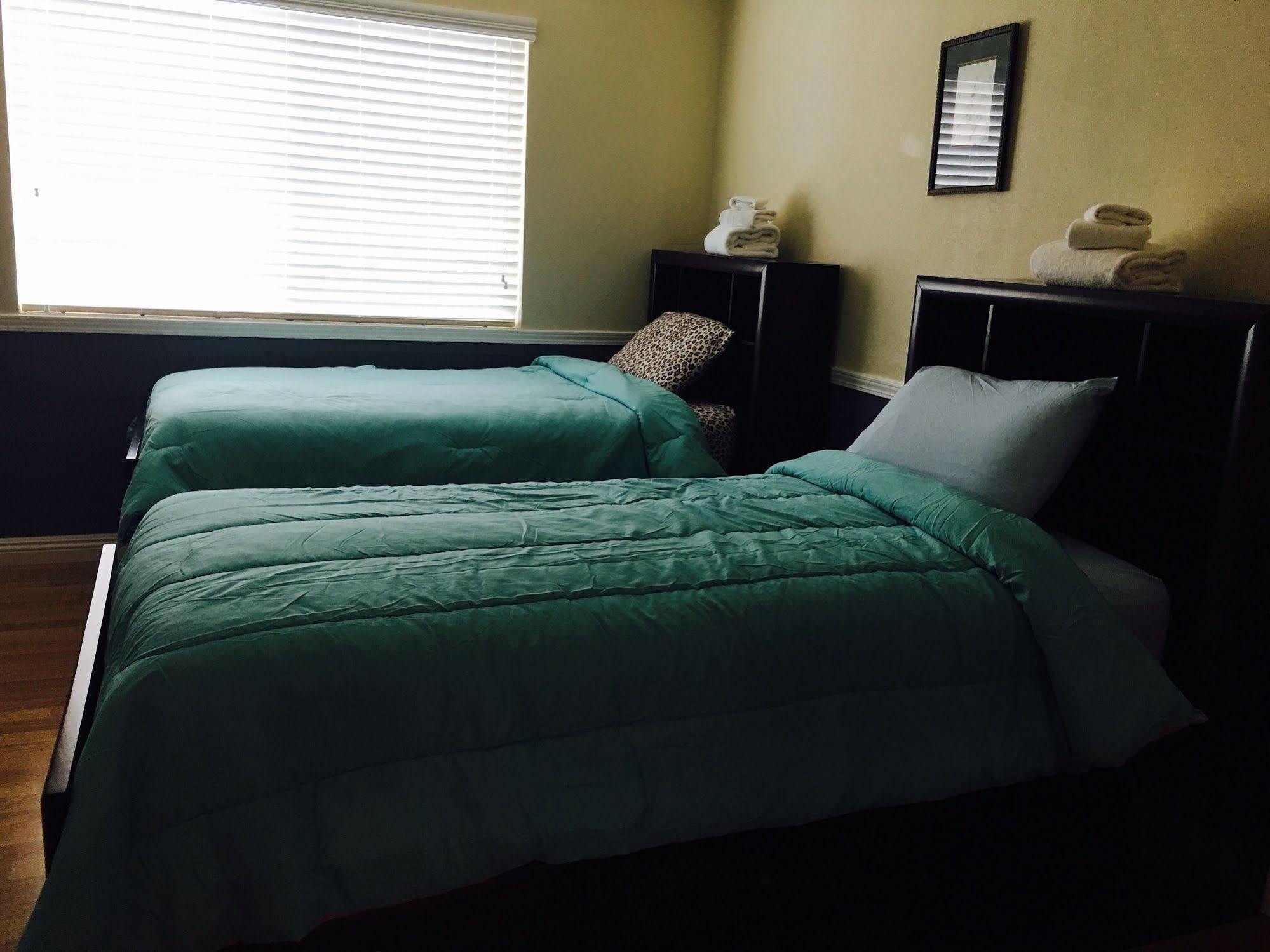Travelers Bed & Breakfast Hostel Las Vegas Dış mekan fotoğraf