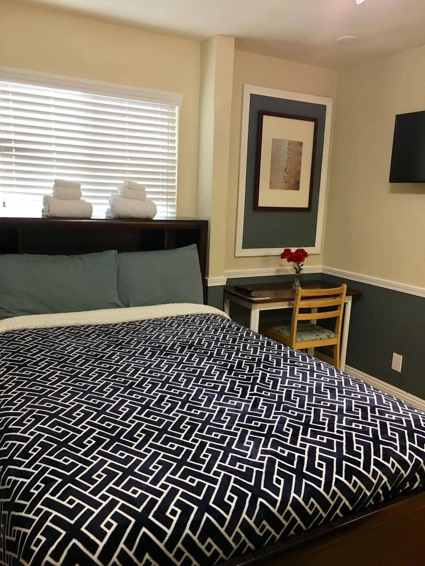 Travelers Bed & Breakfast Hostel Las Vegas Dış mekan fotoğraf